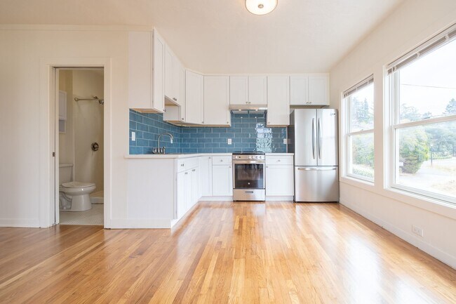 Building Photo - UC Berkeley Duplex