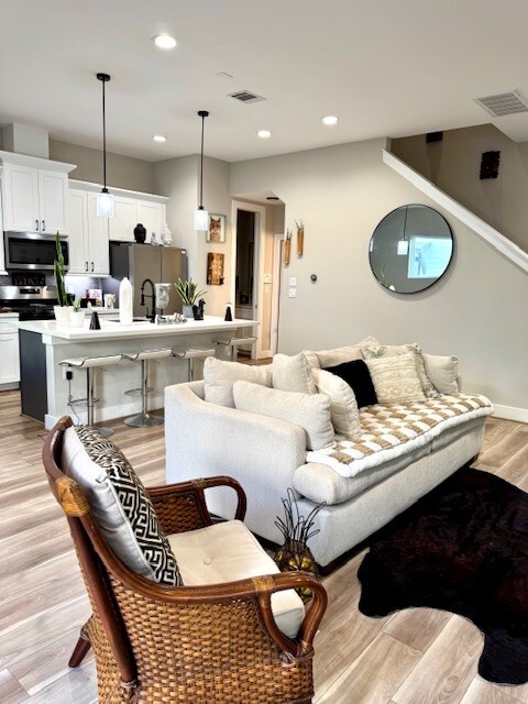 Building Photo - 3208 Bostic St