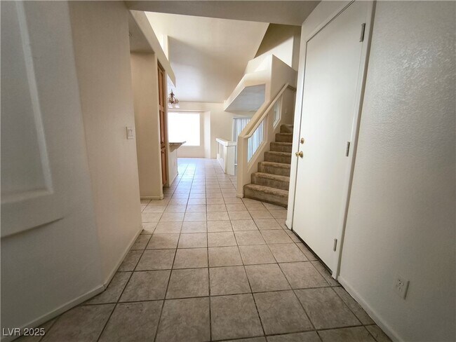 Building Photo - 9693 Bighorn Island Ave