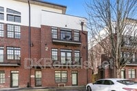 Building Photo - 1300 DeKalb Ave NE