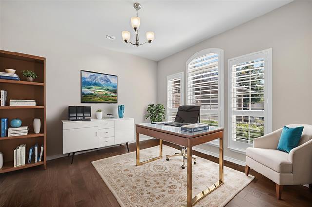 Building Photo - 4701 Bungalow Dr