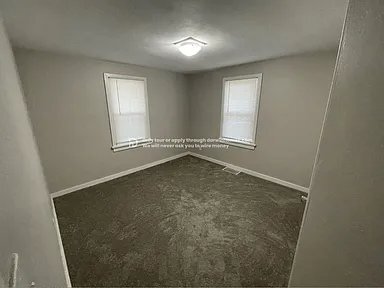 Building Photo - 1423 E Resthaven Rd