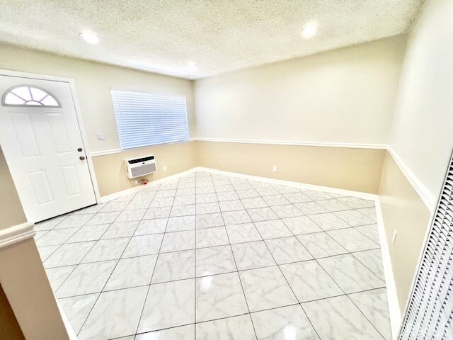 Building Photo - 711 N Soldano Ave