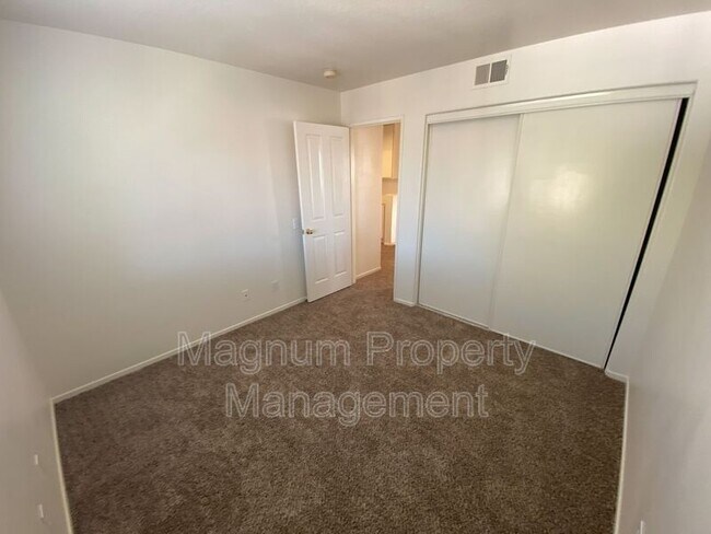 Building Photo - 32405 Corte Palacio