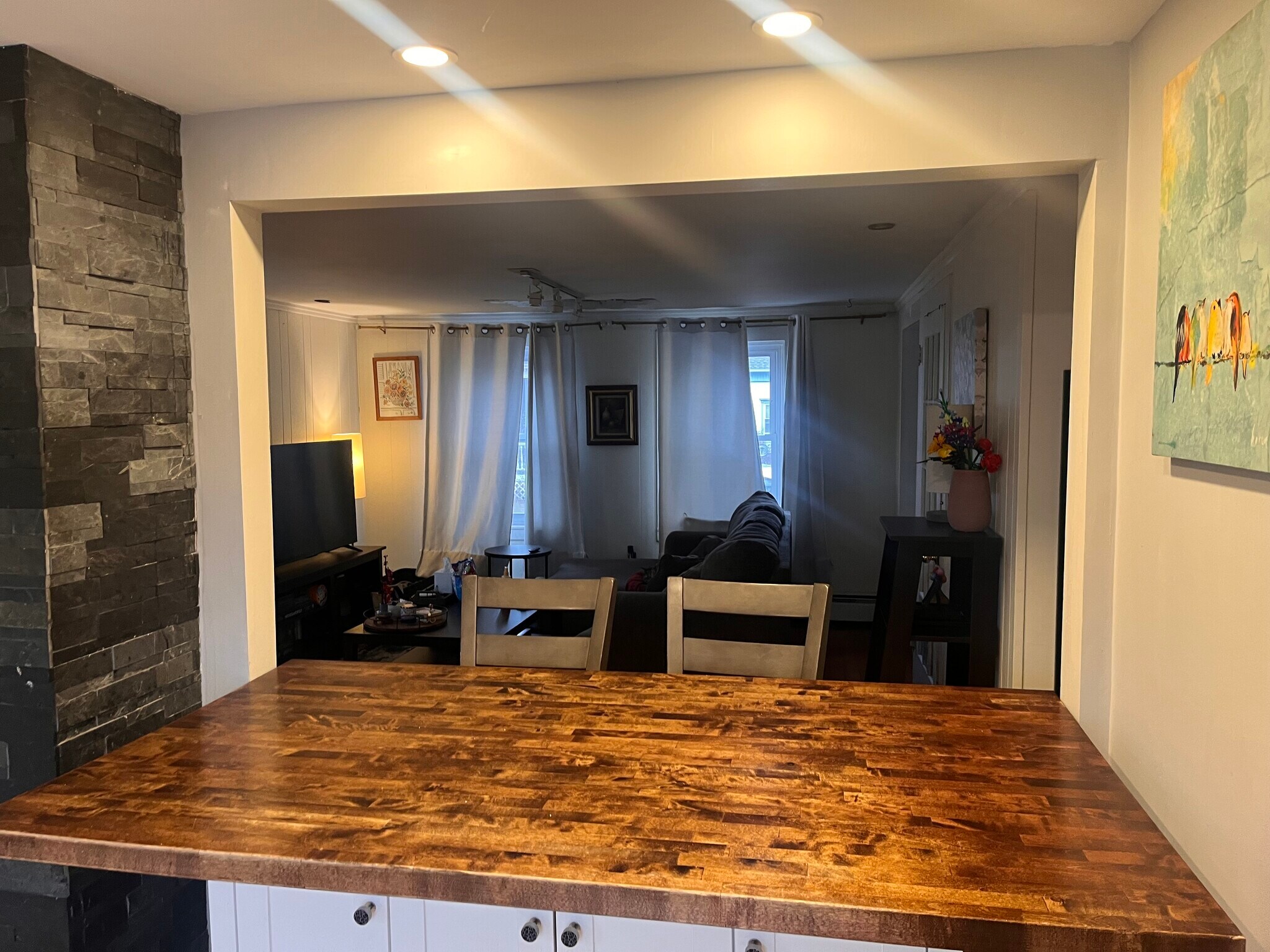 Building Photo - 66 Hill St