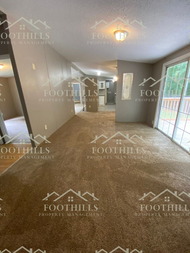 Building Photo - Spacious 4-Bedroom Double-Wide Mobile Home...