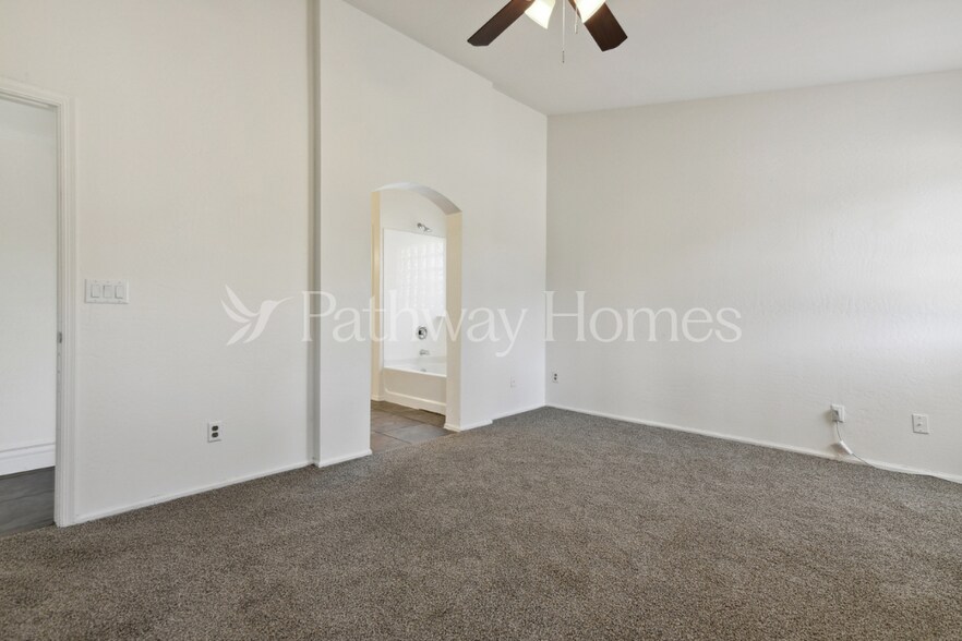 Building Photo - 1951 Michigan Dr