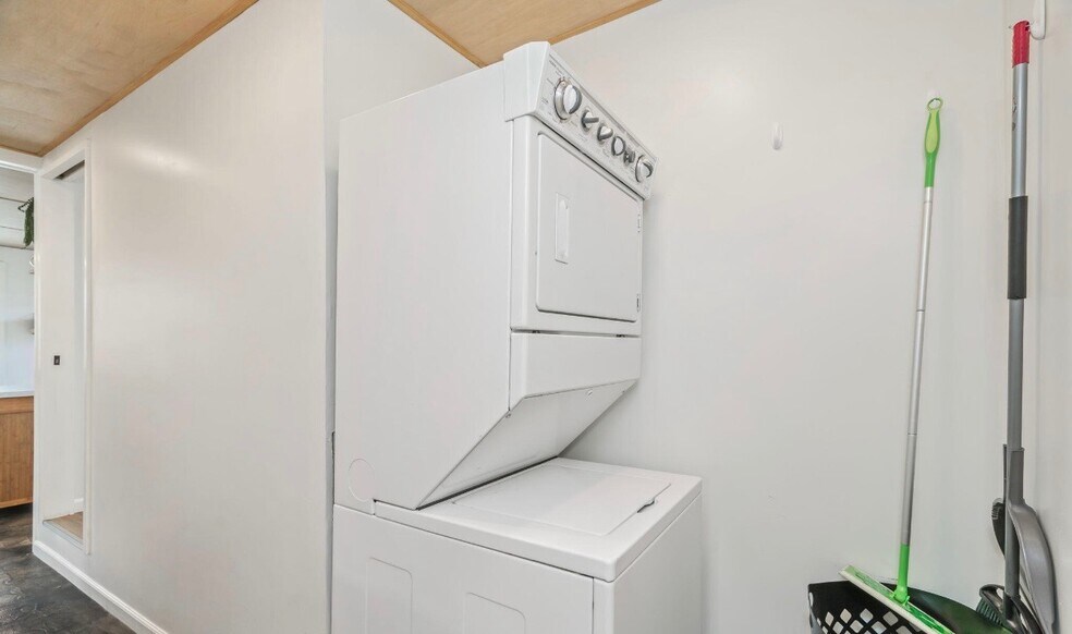 stacked washer and dryer - 1925 Trotter Ave