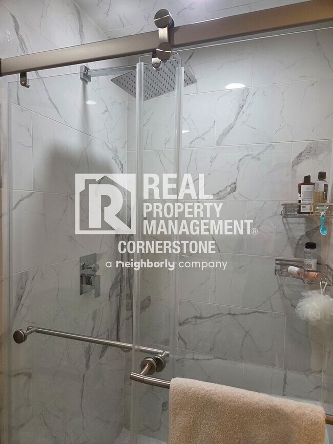 Building Photo - 125 S Kalamazoo Mall