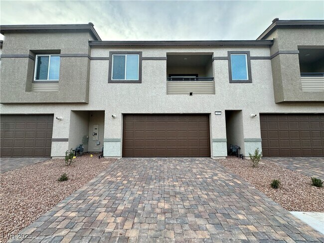 Building Photo - 337 Laurel Peak Dr