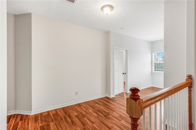 Building Photo - 3935 John Sharp Pkwy
