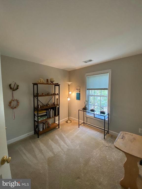 Building Photo - 8143 Skelton Cir