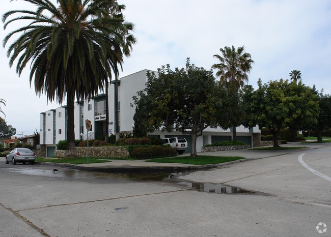 Primary Photo - Grove Terrace Apartments