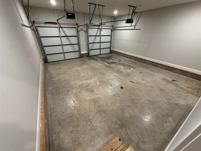 Building Photo - 437 Adalynn Cir