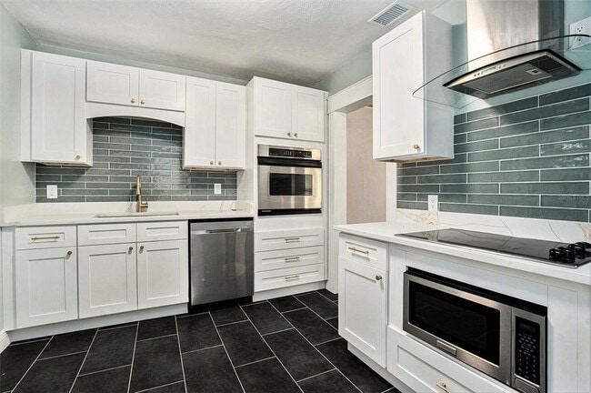 Building Photo - 1014 E Emma St