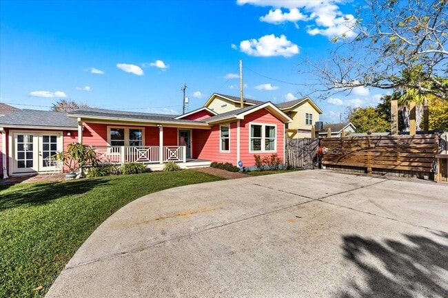 Building Photo - 5522 Avenue O 1/2