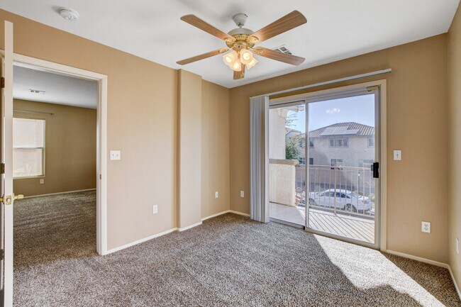 Building Photo - 4256 Lady Burton St