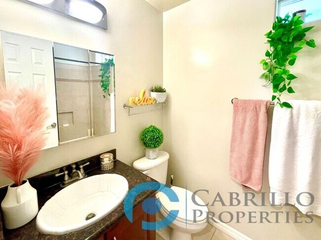 Building Photo - 5055 Collwood Blvd