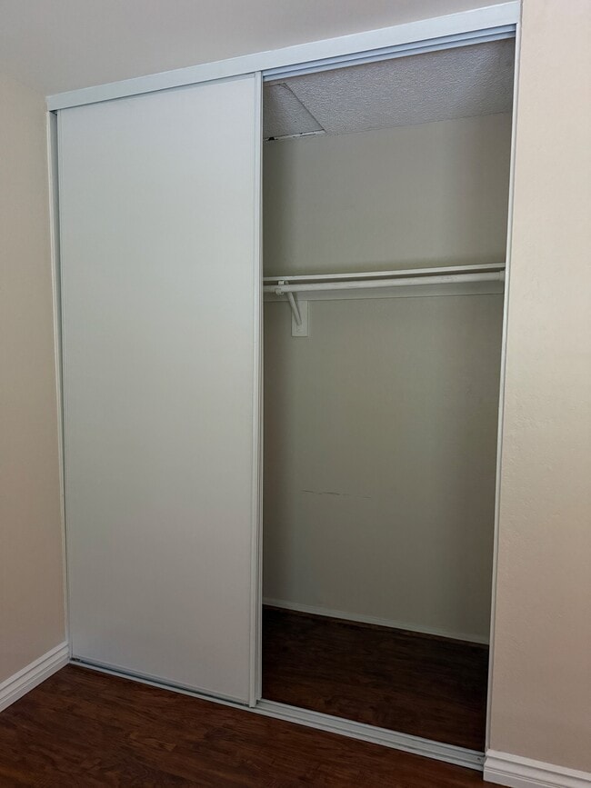 Building Photo - 20279 Green Hill Ln