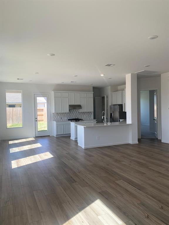 Building Photo - 32030 Meadowlake Mews Ln