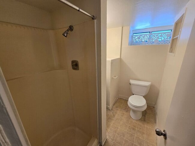 Building Photo - Centrally Located & Charming 1 Bedroom Apartment in Sparks