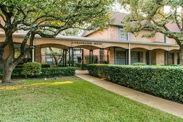 Building Photo - 7826 Meadow Park Dr