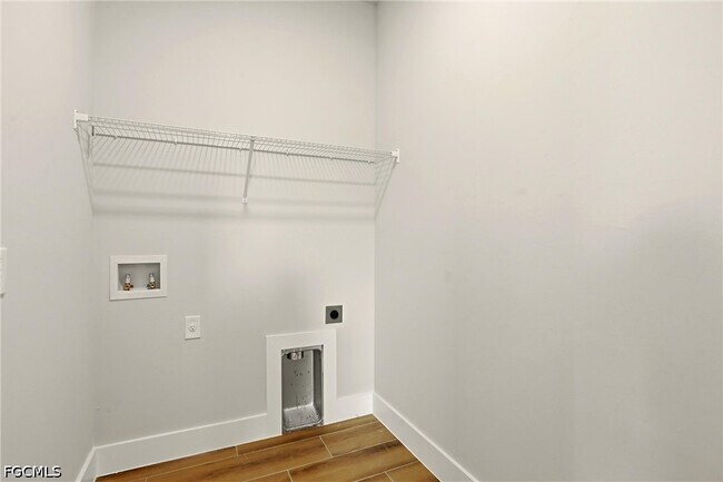 Building Photo - 2630 NW 23rd Ave