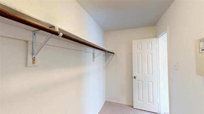 Building Photo - 2914 Whispering Pine Blvd