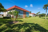 Building Photo - 35 Pine Arbor Ln