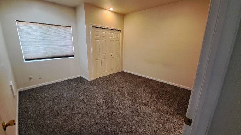 Building Photo - 101 Center St