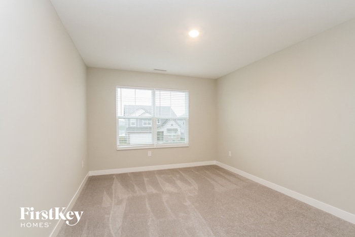 Building Photo - 2464 S Carlota Dr