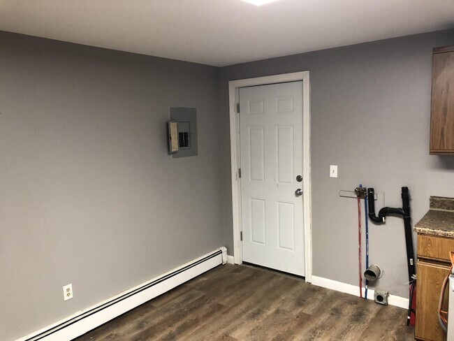 Building Photo - 110 Winthrop St