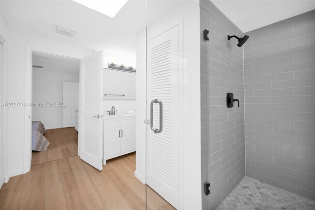 Building Photo - 121 NW 55th St