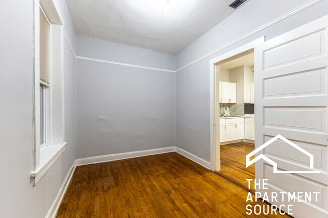 Building Photo - 853 N Wolcott Ave