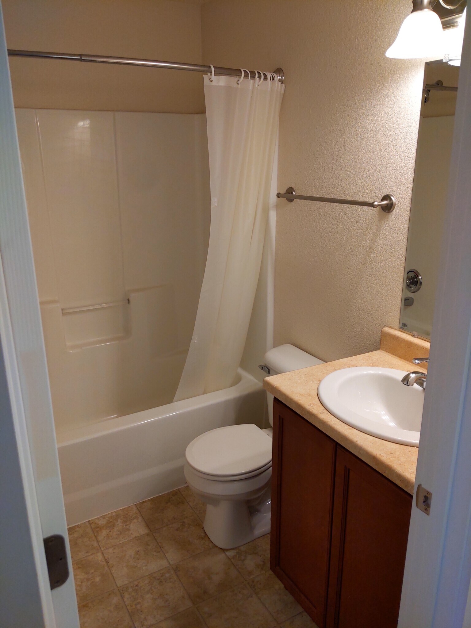 Building Photo - 115 Montalto Dr