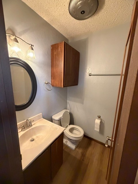 Building Photo - 303 Racquet Dr