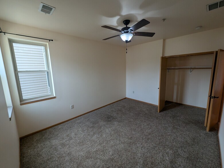 Building Photo - 6617 Scattergood Ln