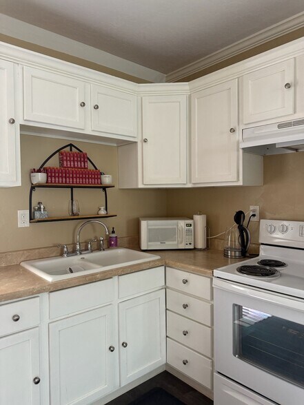 Building Photo - 10268 Loridan Ln