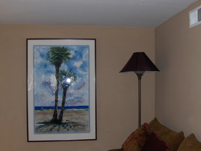 Living Room - 1319 Walgrove Ave