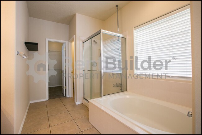 Building Photo - CALL US TODAY AT (505) 808-6467 TO SCHEDUL...