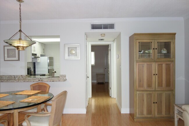 Building Photo - 2020 Terra Mar Dr