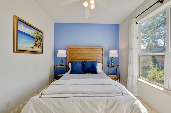 Building Photo - One of a Kind! Santa Rosa Beach Main home ...
