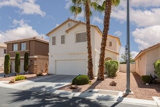 Building Photo - 3 bedroom home located near 215 Freeway and shopping.