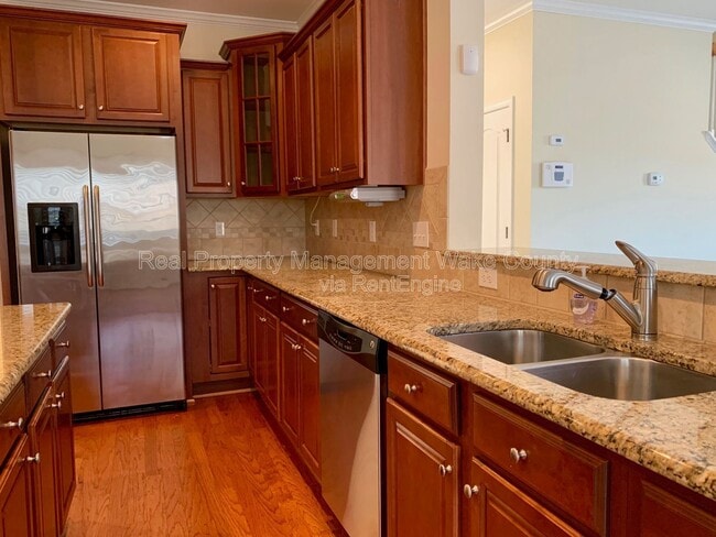 Building Photo - 512 Sandy Whispers Pl