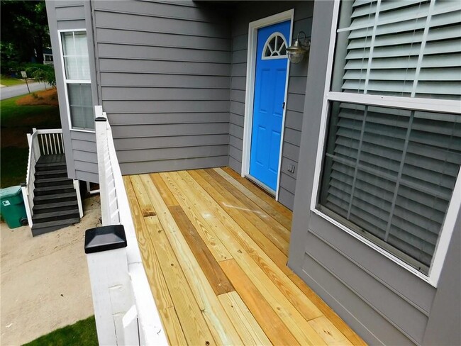 Building Photo - 5043 Laurel Springs Way SE