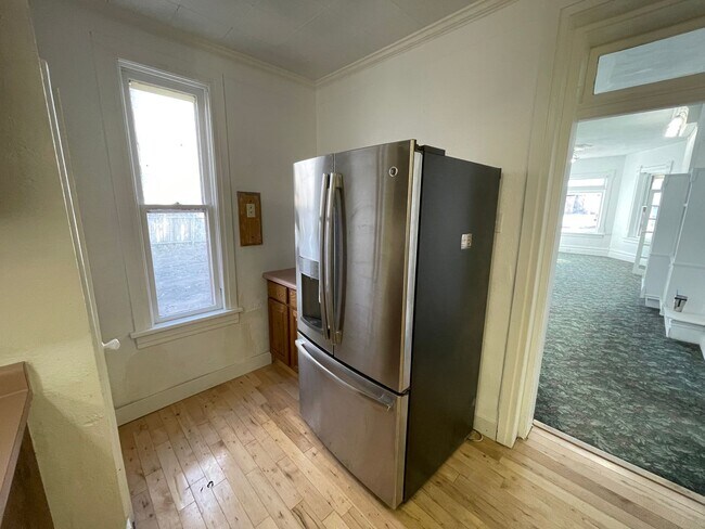 Building Photo - 13224 S Redwood Rd