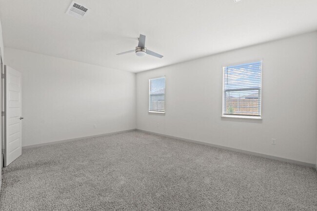 Building Photo - 7404 Sagira Path