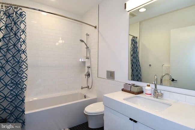 Building Photo - 57 N Street NW Unit UNIT 225