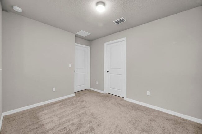 Building Photo - 3550 San Bernardino Wy