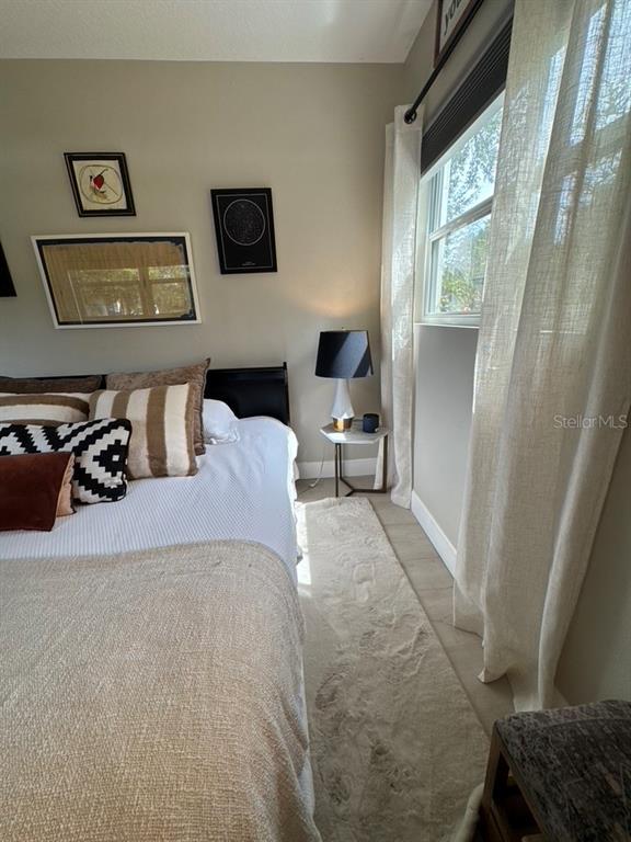 Building Photo - 1815 Barker Dr